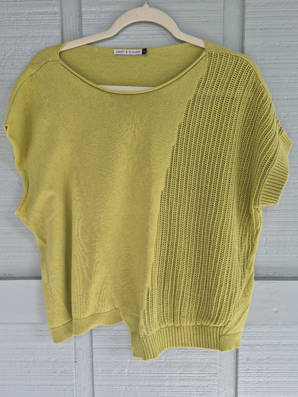 Zaket & Plover Women's Crop Scoop Neck SS Sweater - Chartreuse Medium Coquette